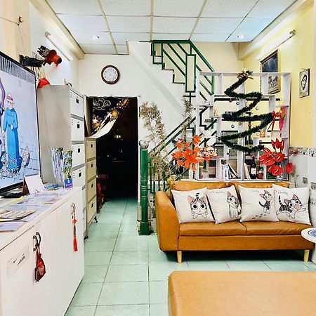 花ren Hostel مدينة هوشي منه المظهر الخارجي الصورة