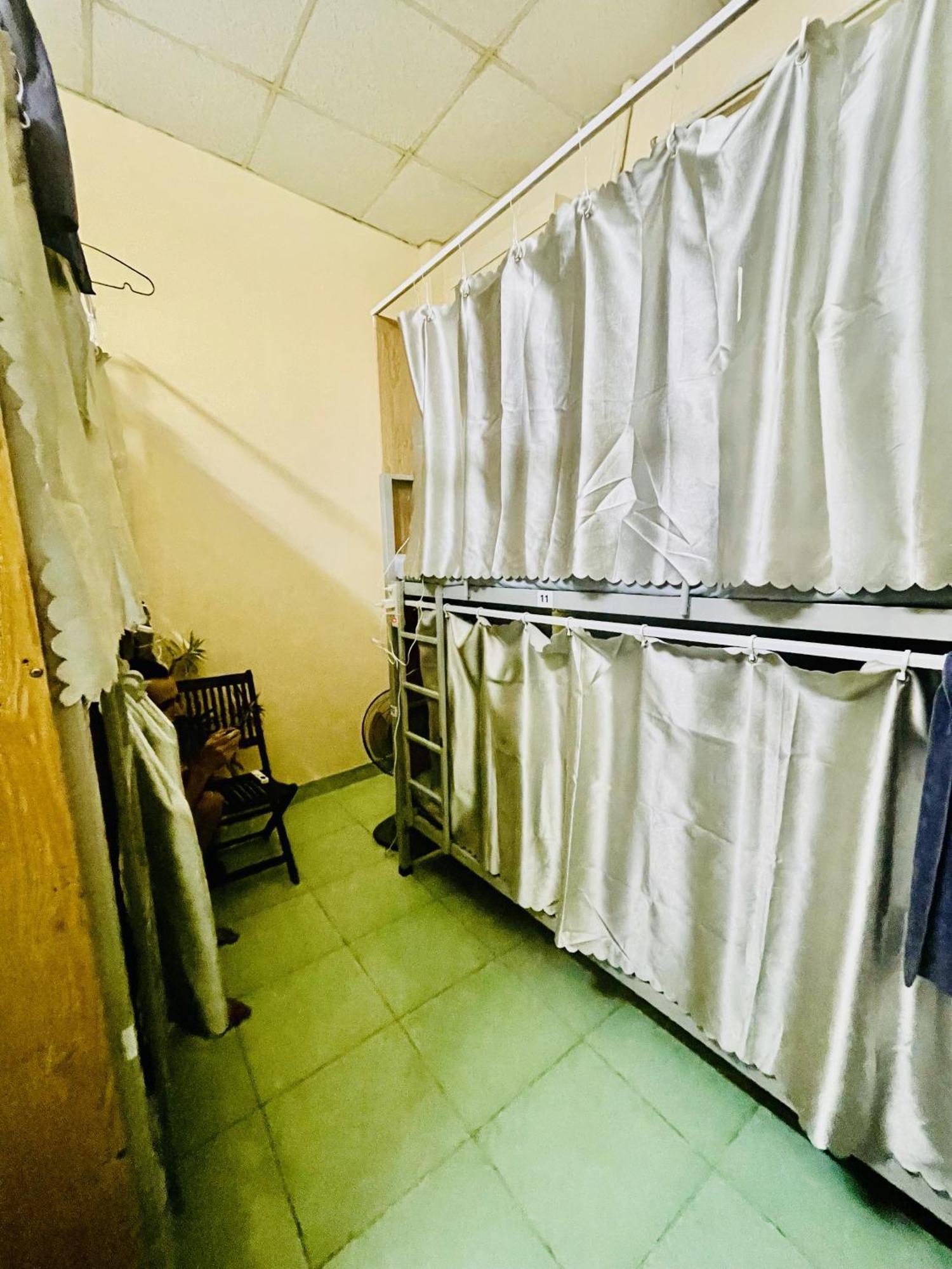 花ren Hostel مدينة هوشي منه المظهر الخارجي الصورة